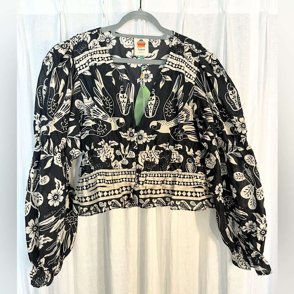 FARM Rio top - black and white graphic blouse - BRAND NEW NEVER WORN size L